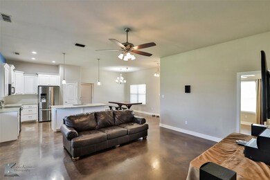 220 Foxtrot Ln, Abilene, TX 79602 - photo 5