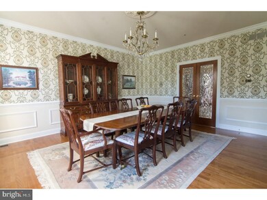 609 Creek Ln, Flourtown, PA 19031 - photo 4