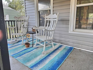 1239 N Main St, Nevada, MO 64772 - photo 2