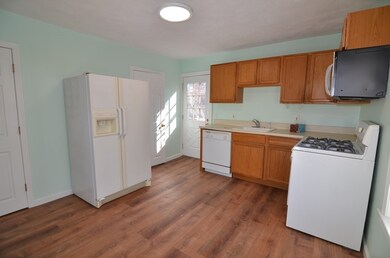 145 S Walnut St unit 1, Quincy, MA 02169 - photo 2