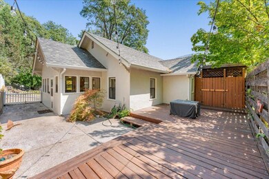 21-4400 Allen St 21
