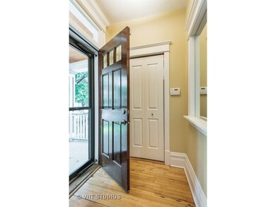 4943 N Seeley Ave, Chicago, IL 60625 - photo 3