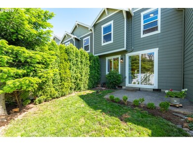 20276 Hoodview Ave, West Linn, OR 97068 - photo 2