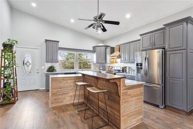 35 Enfield Dr, Bella Vista, AR 72715 - photo 3