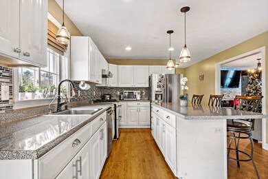 318 Purchase St, Middleboro, MA 02346 - photo 4