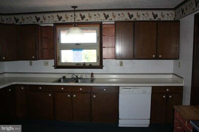 2777 Sipes Mill Rd, Warfordsburg, PA 17267 - photo 5