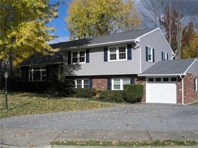 252 Iroquois St, Emmaus, PA 18049 - photo 2