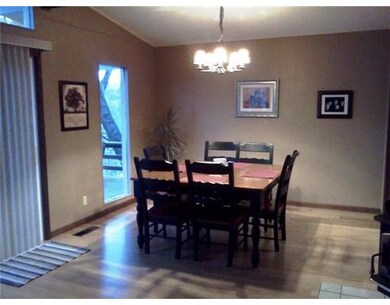 13 Deane Cir, Bella Vista, AR 72715 - photo 4