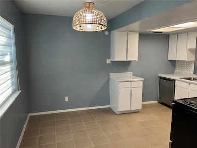 Nice sized breakfast area