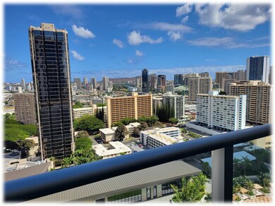 1515 Liona St unit 2405, Honolulu, HI 96814 - photo 6
