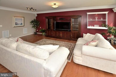 25306 Mcintyre Square, Chantilly, VA 20152 - photo 5