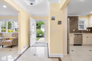 55 Nottingham Dr (4)