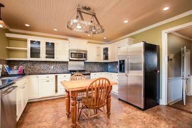 Cary Prater - 645 Gallup Hill Rd-11
