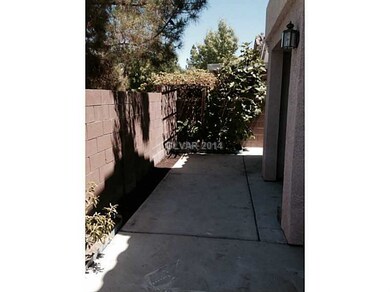 Property Photo. Front Patio area