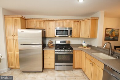 7 Hart Ct, Hightstown, NJ 08520 - photo 5
