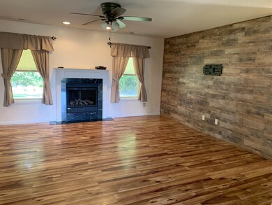 1207 Kennis Ct, Huntington, IN 46750 - photo 7