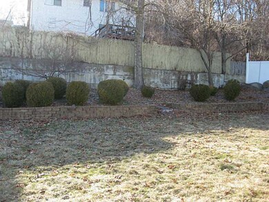 81 Berry St, Cranston, RI 02920 - photo 6