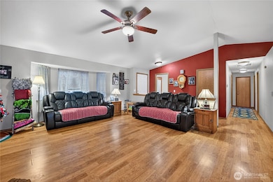 214 Cedar St, Steilacoom, WA 98388 - photo 7