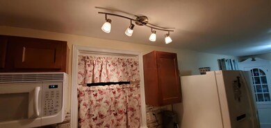 2837 Dresden St, Columbus, OH 43224 - photo 7