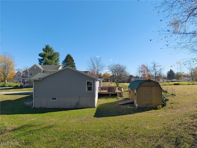 129 Maple Ave, Woodsfield, OH 43793 - photo 4