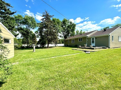 1421 backyard view 1