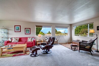 611 Sater Ln, Edmonds, WA 98020 - photo 5