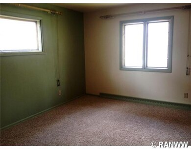 1501 9th Ave E, Menomonie, WI 54751 - photo 3