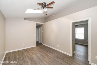 003-photo-living-room-7807178
