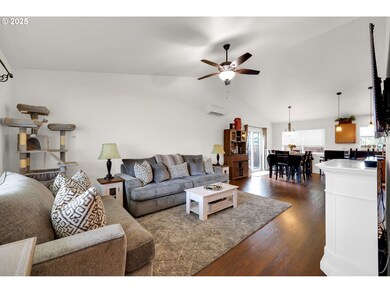 35 Almond Way, Creswell, OR 97426 - photo 4