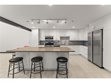 214 4th St E unit 213, Saint Paul, MN 55101 - photo 3