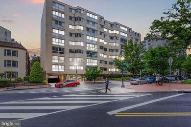 Jefferson House unit 112, Washington, DC 20037 - photo 3