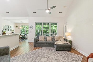 2131BaldwinParkDr-KeenEyeMarketing-009
