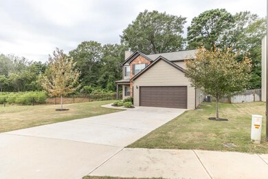 902 Amelia Dr, Byron, GA 31008 - photo 2