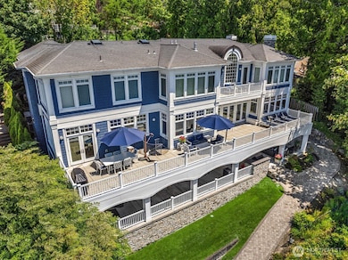 8233 W Mercer Way, Mercer Island, WA 98040 - photo 3