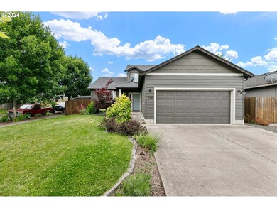 715 Rossmore St, Eugene, OR 97404 - photo 2