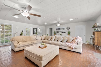 1106 Oriole Ln, Wharton, TX 77488 - photo 7