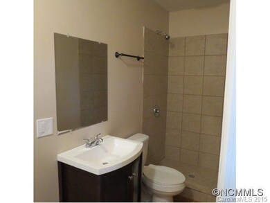 22 Short Sluder Branch Rd, Leicester, NC 28748 - photo 6