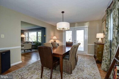 1537 Dahlia Ct, McLean, VA 22101 - photo 6