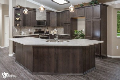 Kitchen_DMD_7809-SMALL