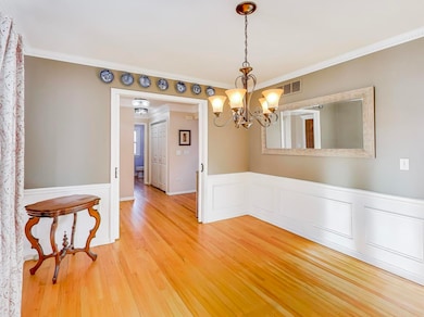 660 Robin Ridge, Elgin, IL 60123 - photo 5