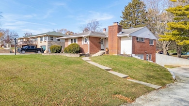 222 E Mckenzie Rd, Greenfield, IN 46140 - photo 2