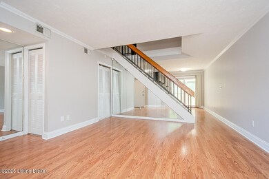 338 Crescent Spring Dr unit 3, Louisville, KY 40206 - photo 6