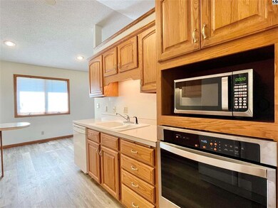 1315 Turkey Creek Dr, McPherson, KS 67460 - photo 6