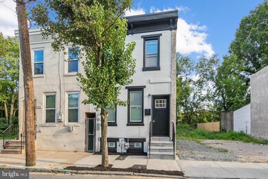 744 Romana Gonzalez St, Camden, NJ 08103 - photo 2