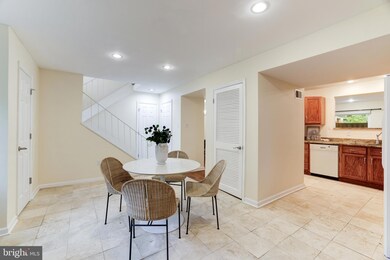 11102 Saffold Way, Reston, VA 20190 - photo 6