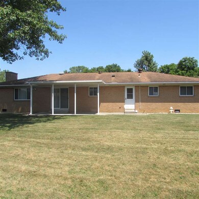 119 N Henry St, New Haven, IN 46774 - photo 2