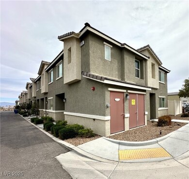12150 Midnight Pine Rd unit 4, Las Vegas, NV 89183 - photo 3