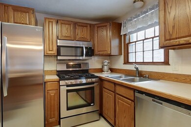 27 Spaulding St, Townsend, MA 01469 - photo 3