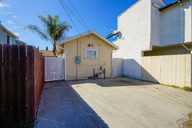4367 Mcclintock St, San Diego, CA 92105 - photo 3