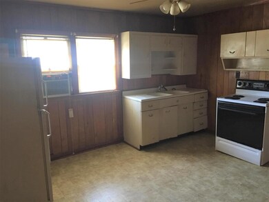 209 Ray St, Shelbyville, TN 37160 - photo 3